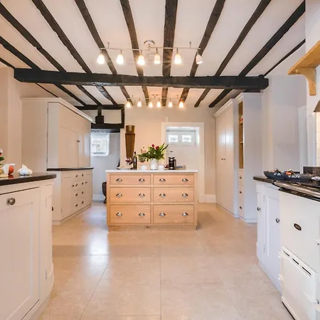 5 Bed In Lcc45 Cartmel